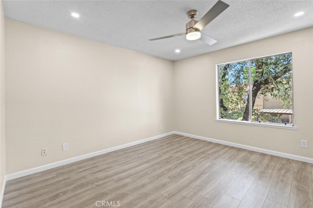 1550 W Ashlan Property Photo 11