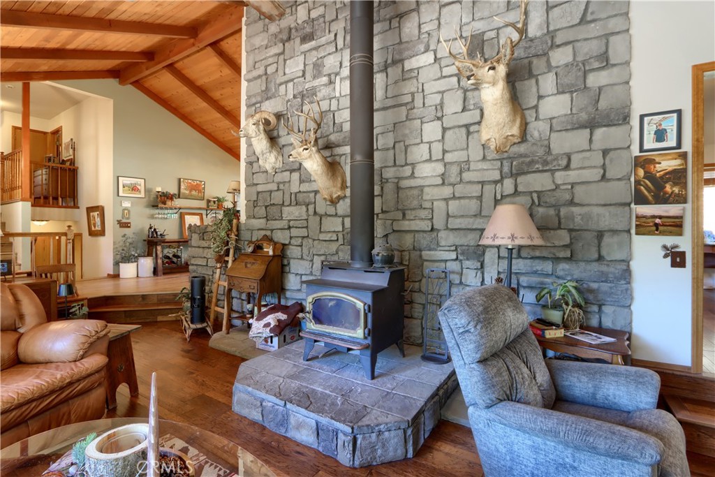 36870 Mudge Ranch Road Property Photo 9