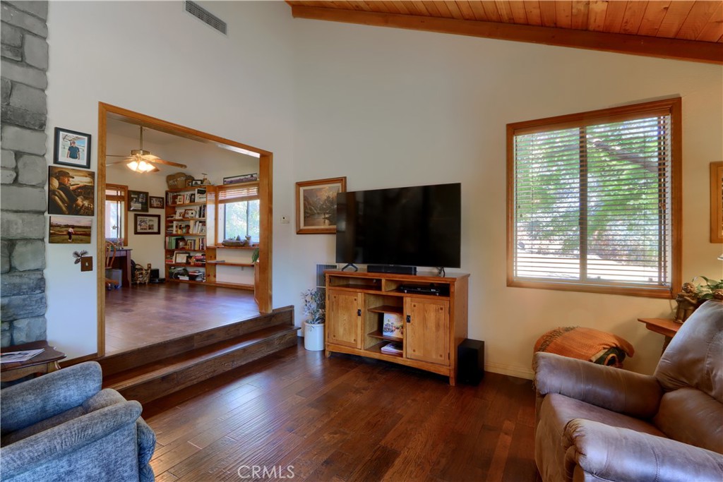 36870 Mudge Ranch Road Property Photo 18