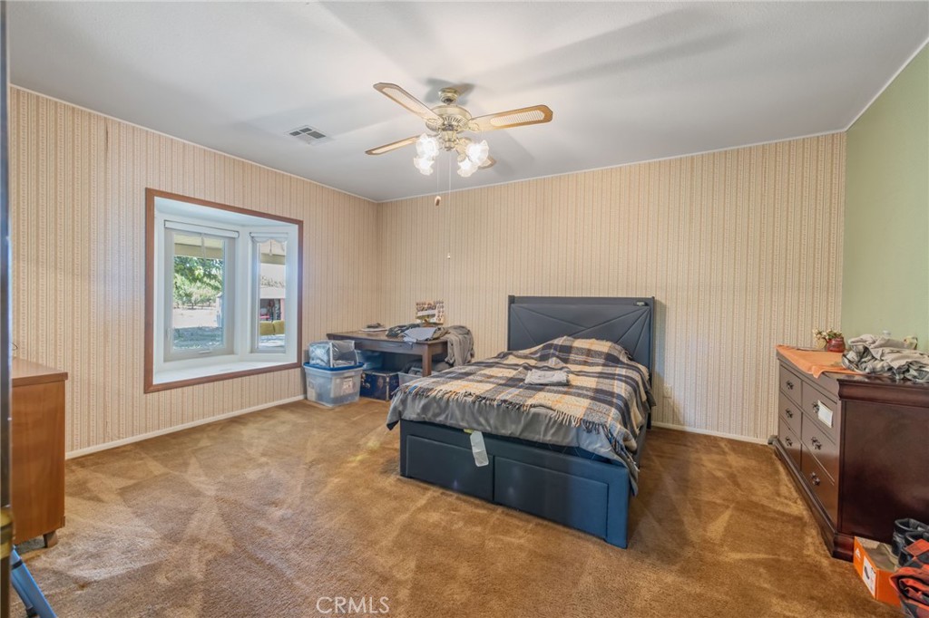 16565 Lacey Boulevard Property Photo 17
