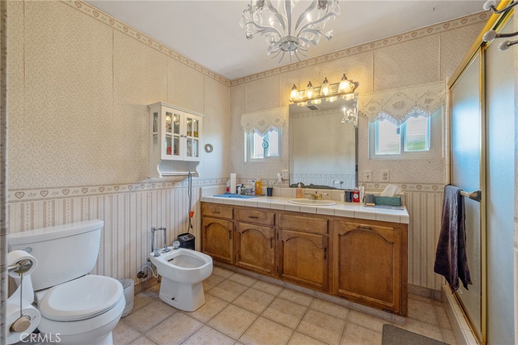 16565 Lacey Boulevard Property Photo 19