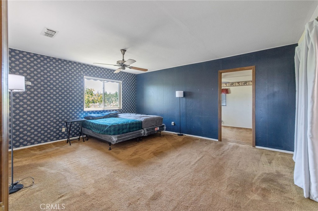 16565 Lacey Boulevard Property Photo 21