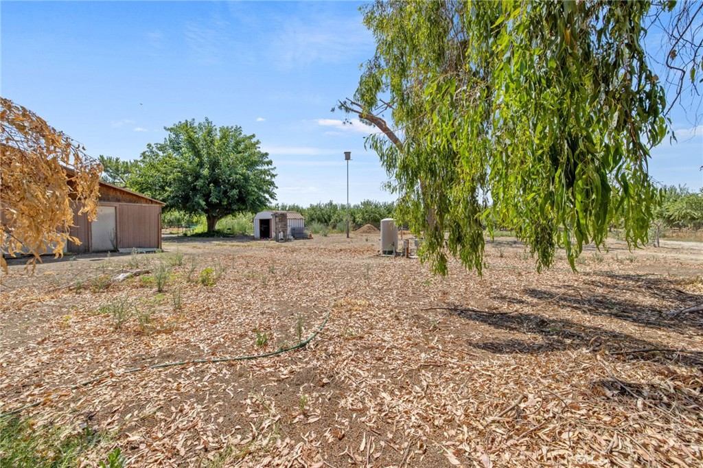 16565 Lacey Boulevard Property Photo 25