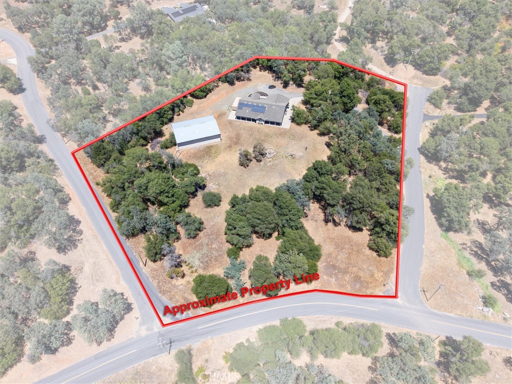 34387 Summerhill Property Photo 4