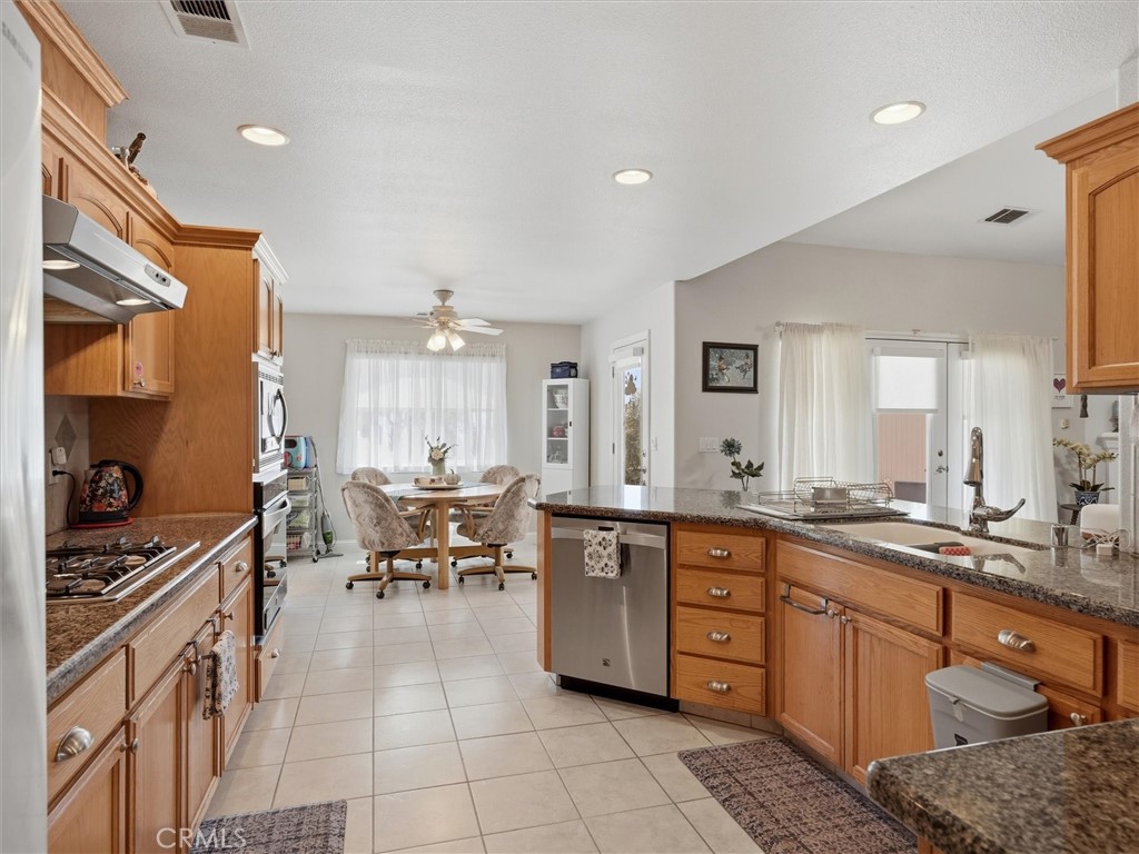 34387 Summerhill Property Photo 21