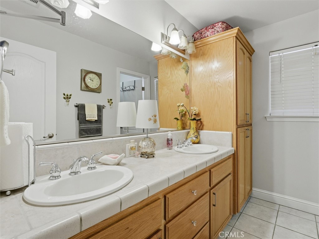 34387 Summerhill Property Photo 28