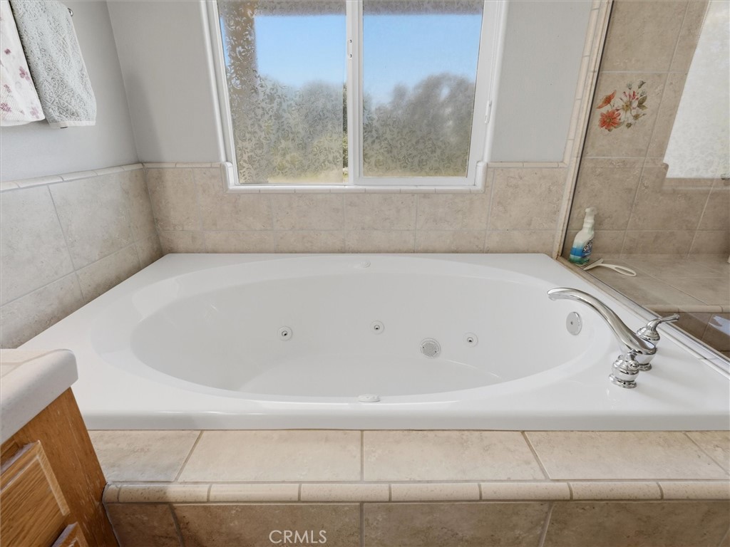 34387 Summerhill Property Photo 39