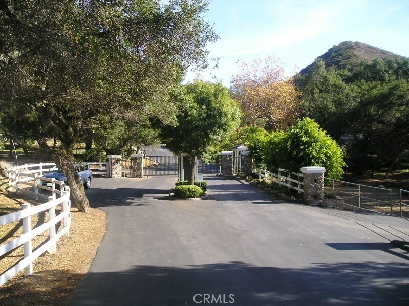 31 The Hafens Way Property Photo 4