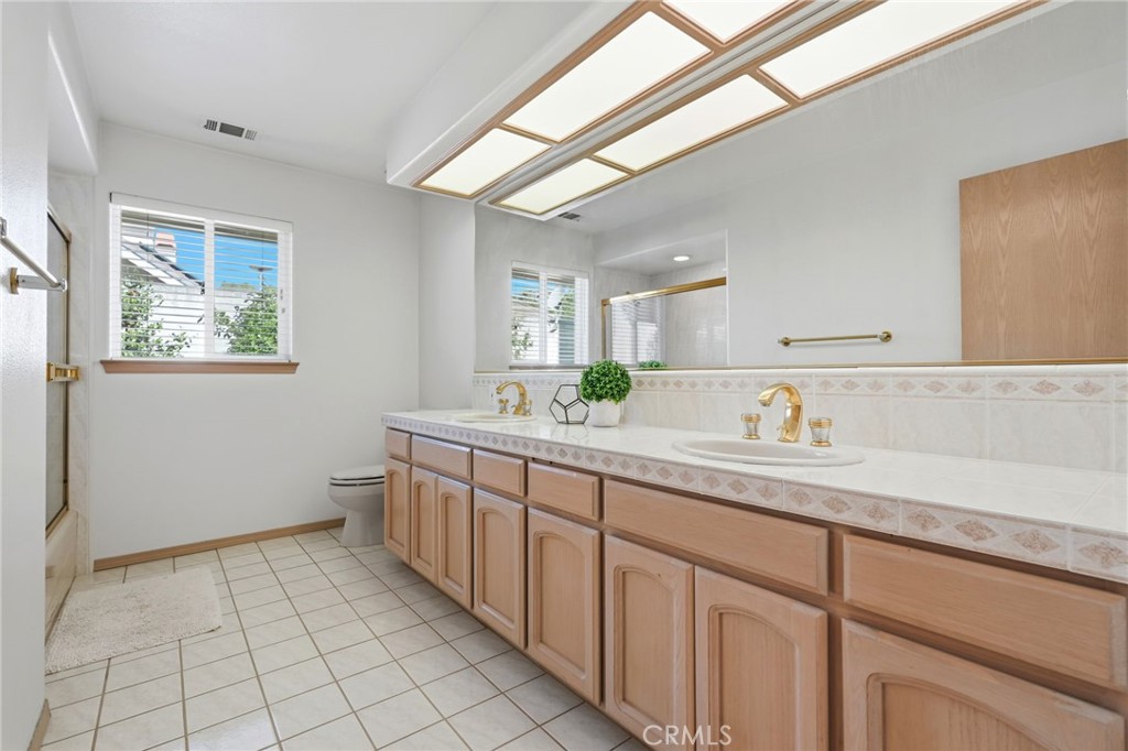 3403 E Vassar Court Property Photo 38