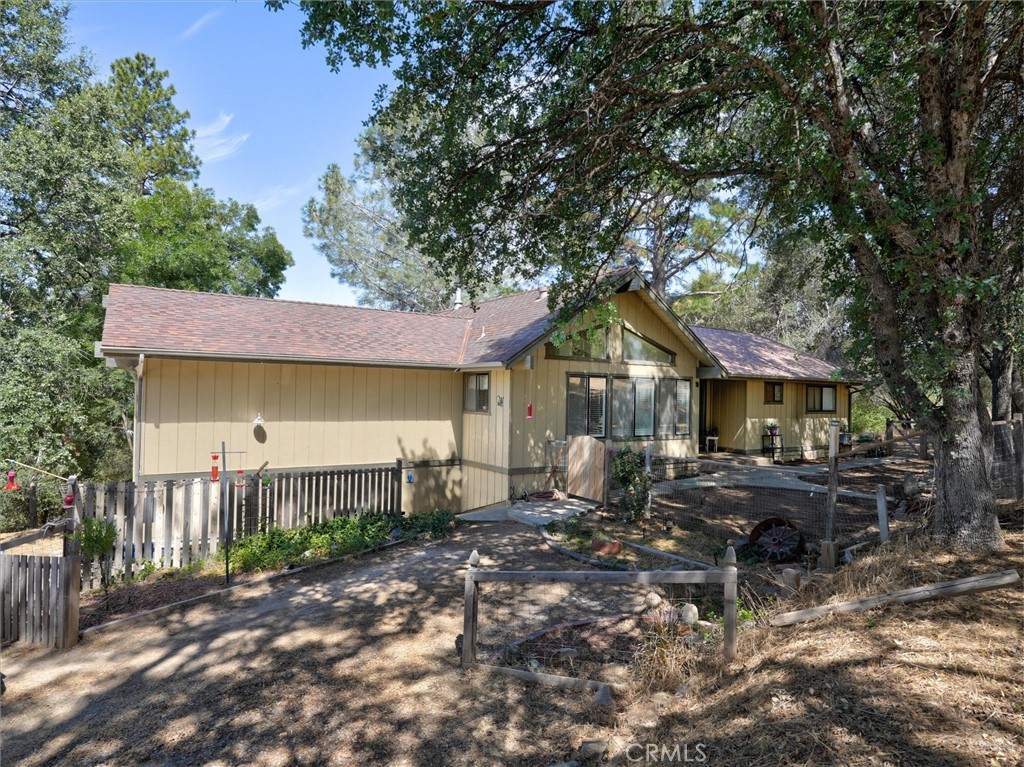 40528 Jean W Property Photo 2