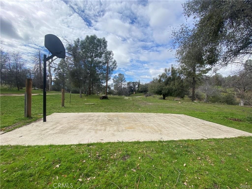 56446 Road 200 Property Photo 4