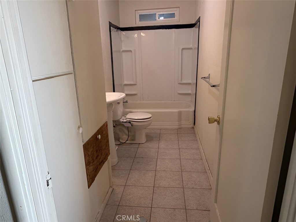 397 Hoover Property Photo 14