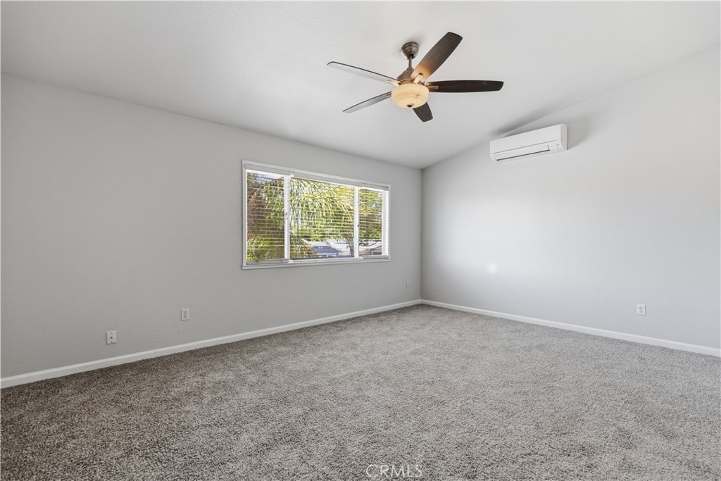 470 Edwards Property Photo 22