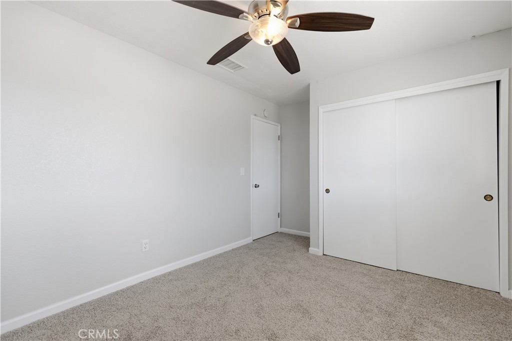 470 Edwards Property Photo 32