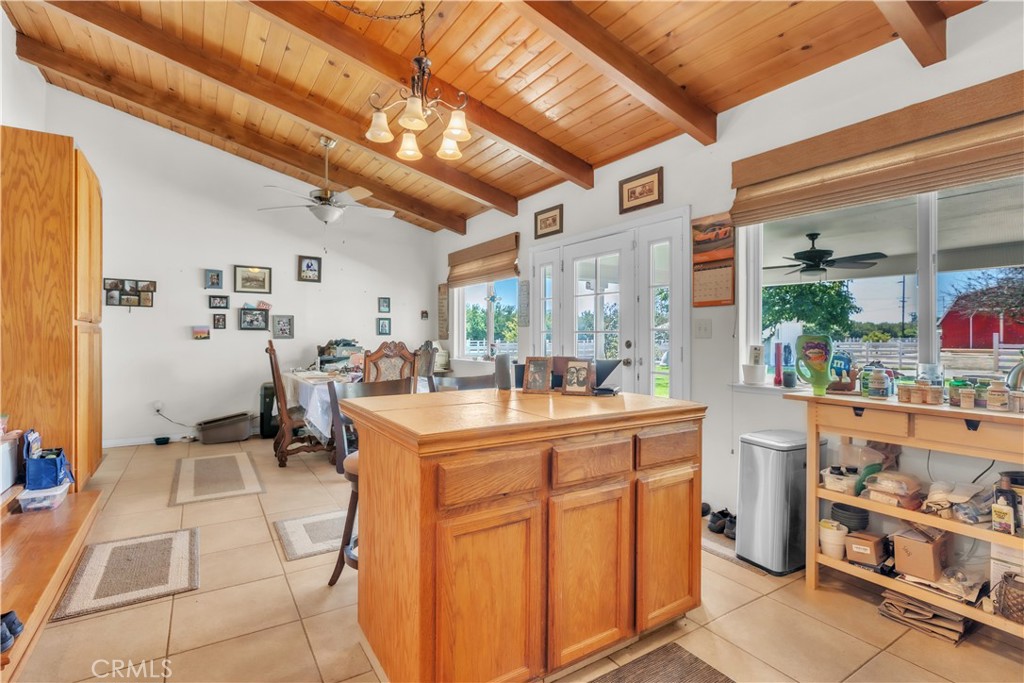 8043 Sunset Drive Property Photo 8