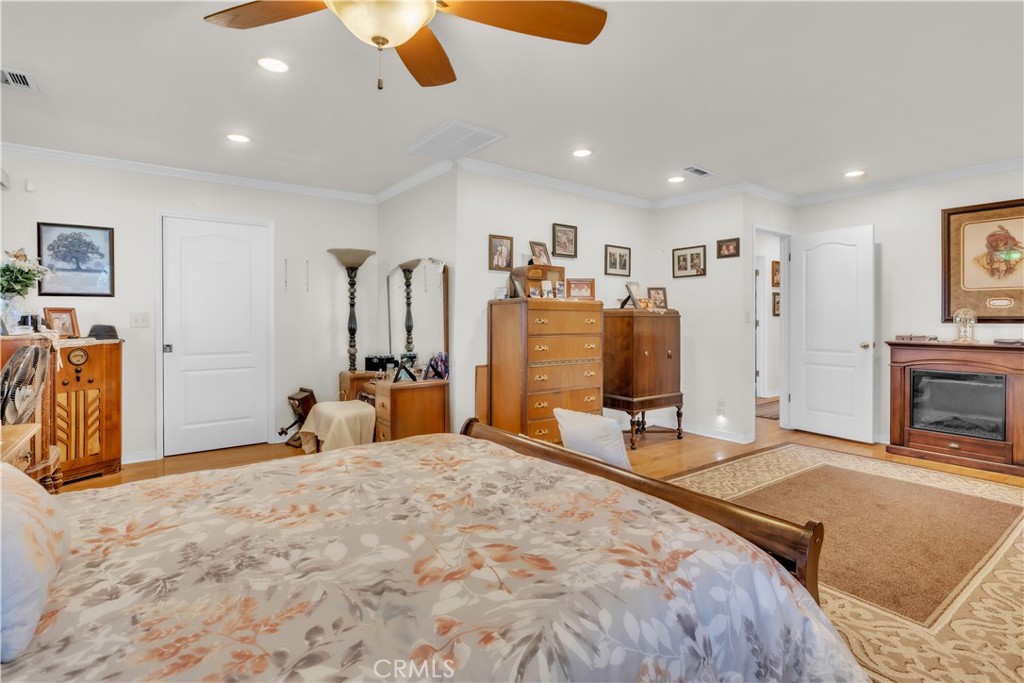 8043 Sunset Drive Property Photo 12