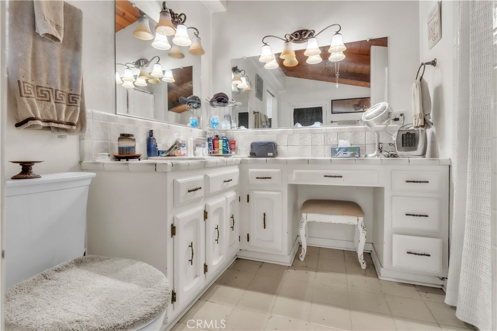 8043 Sunset Drive Property Photo 16