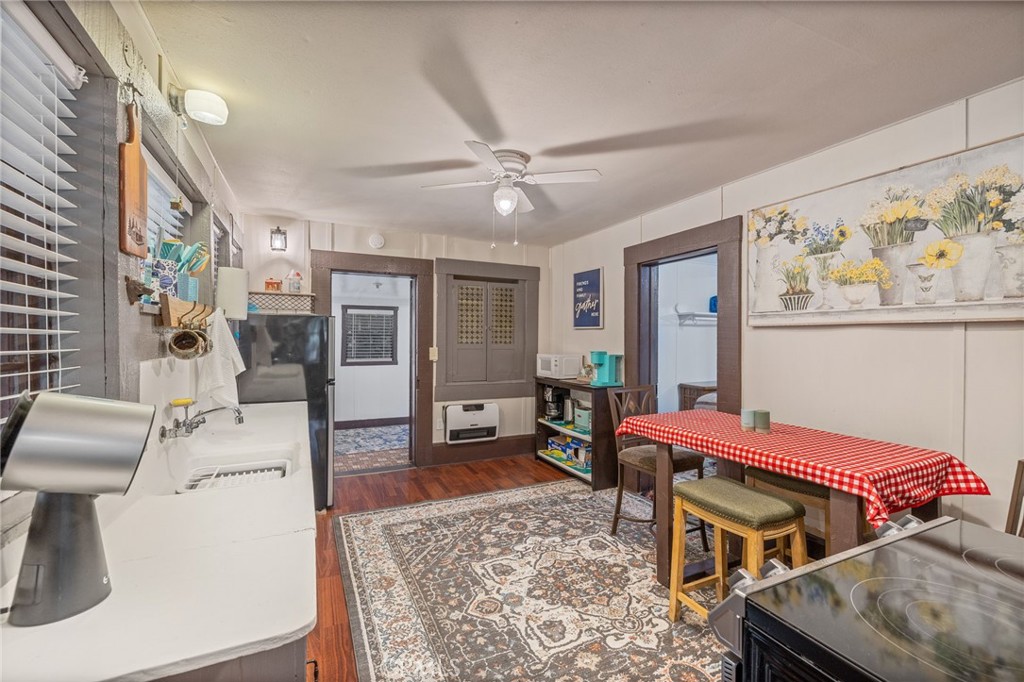 49988 Locust Property Photo 33