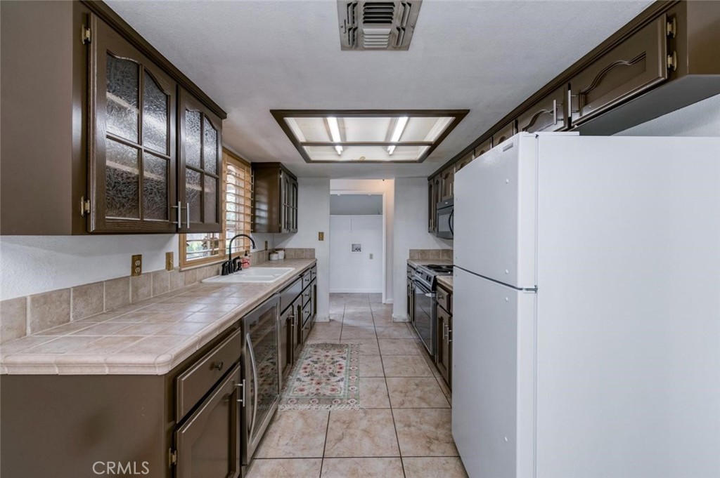 2319 S Pierce Property Photo 10