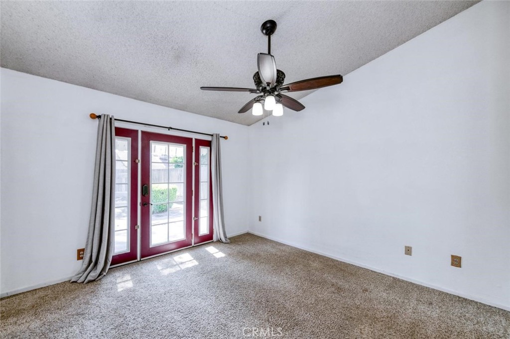 2319 S Pierce Property Photo 19