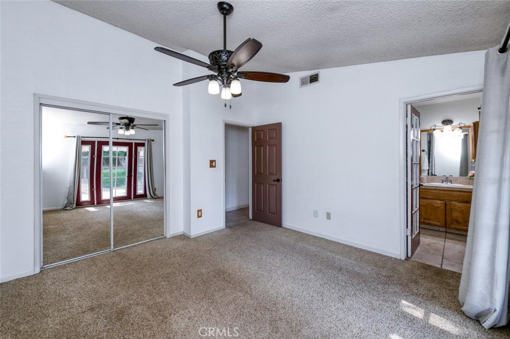 2319 S Pierce Property Photo 20