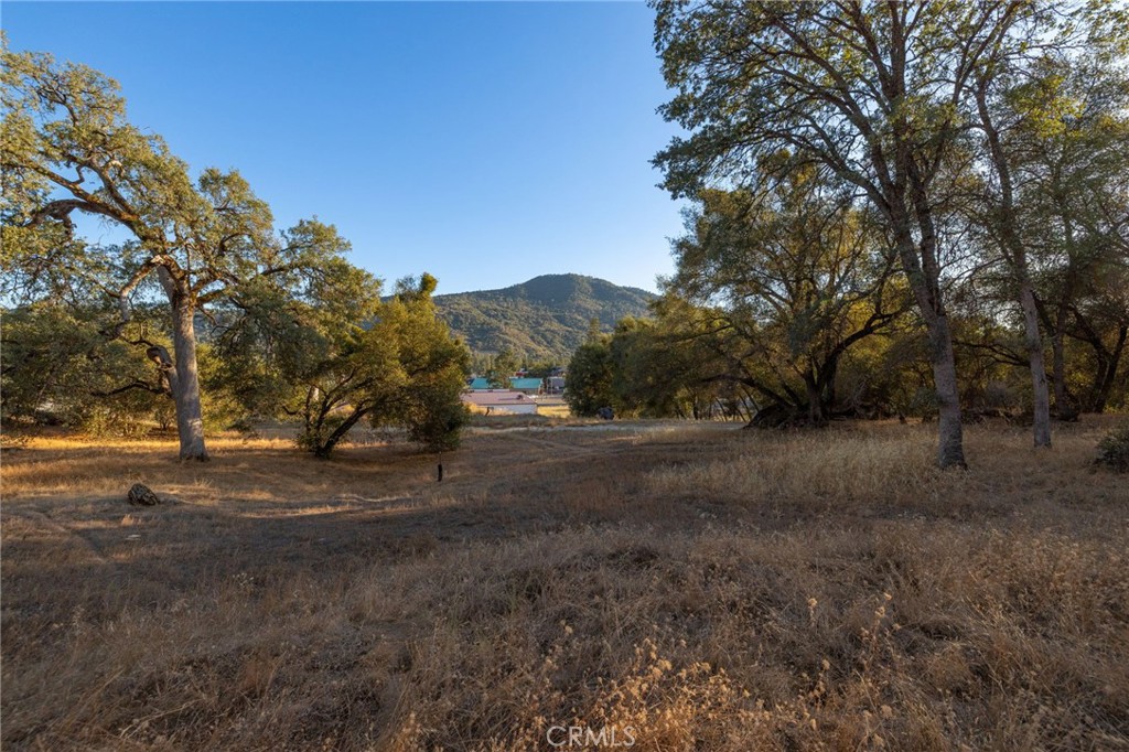 1 Junction Dr Property Photo 28