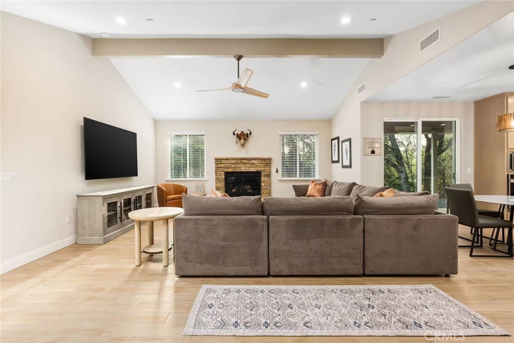 38614 Bon Veu Property Photo 7