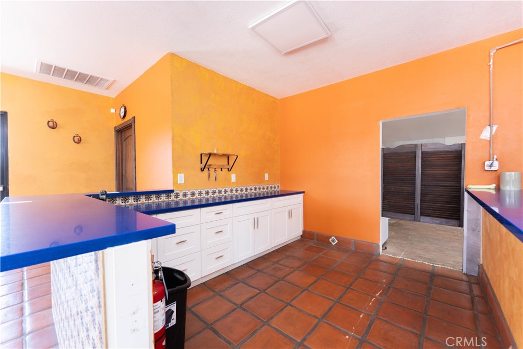 2112 E California Property Photo 24