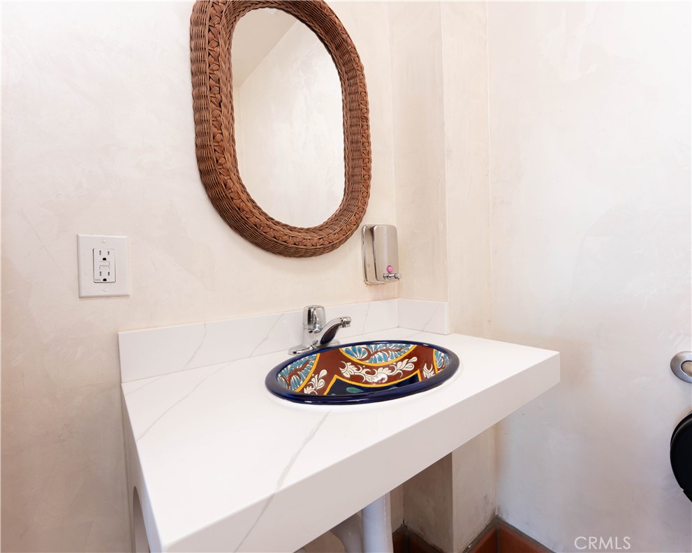 2112 E California Property Photo 26
