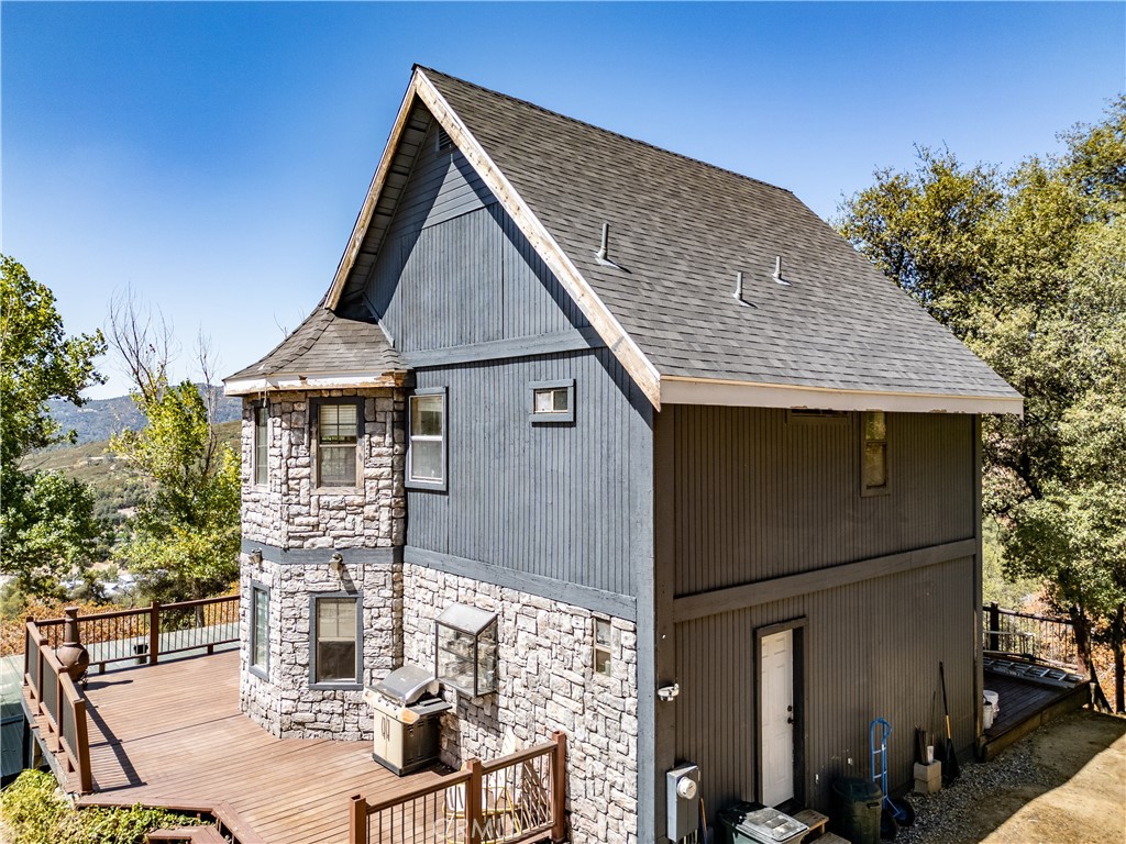 42306 Snowline Court Property Photo 26