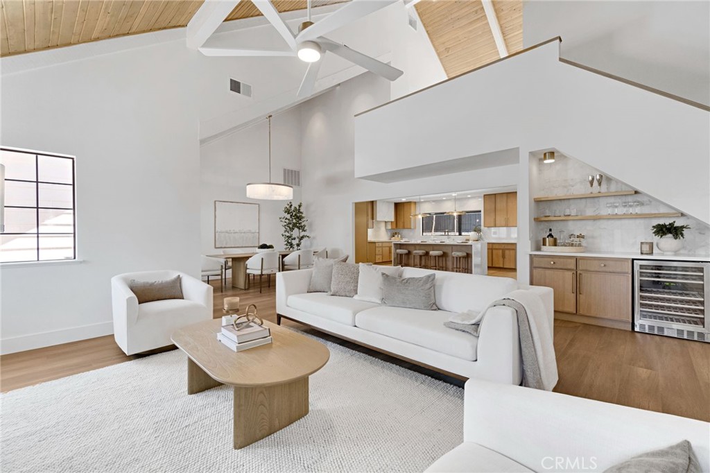 7442 N Tahan Property Photo 11