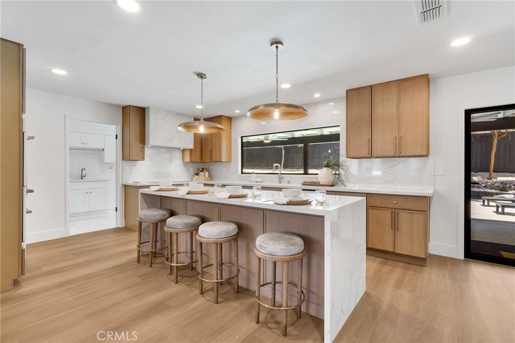 7442 N Tahan Property Photo 16