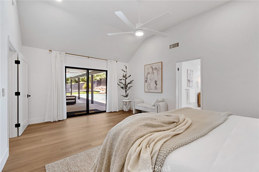 7442 N Tahan Property Photo 25