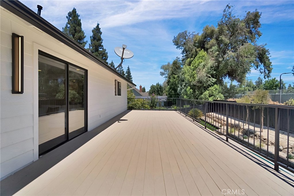 7442 N Tahan Property Photo 46