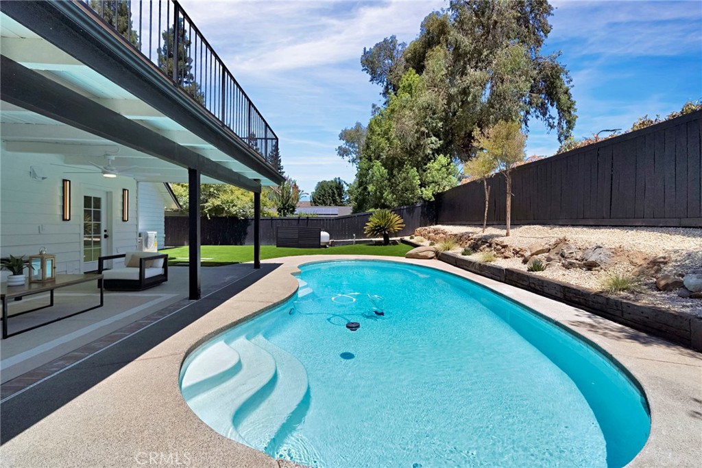 7442 N Tahan Property Photo 49