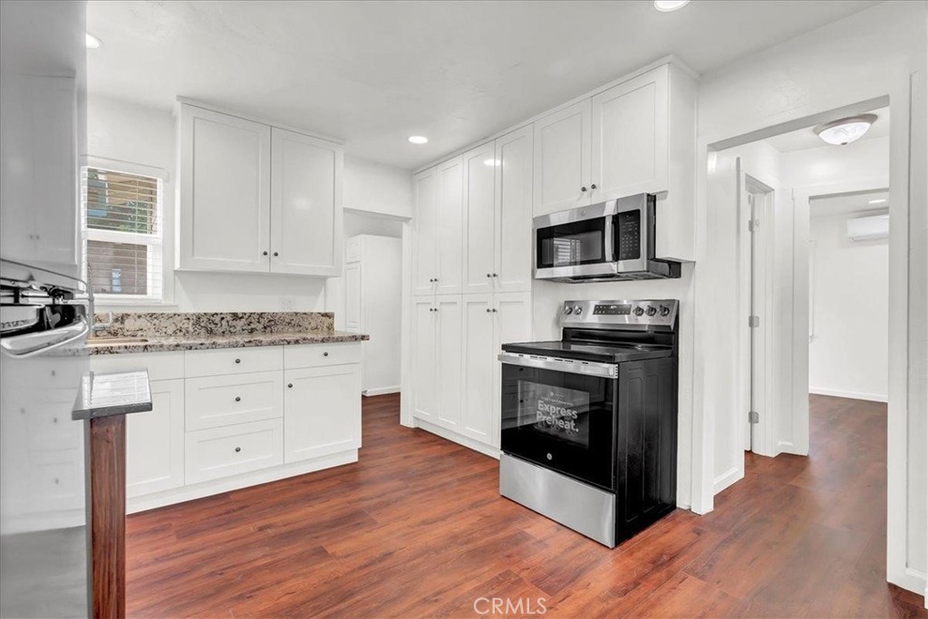 1015 Hall Avenue Property Photo 8