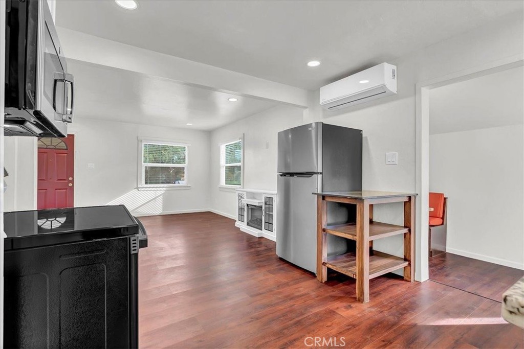 1015 Hall Avenue Property Photo 9