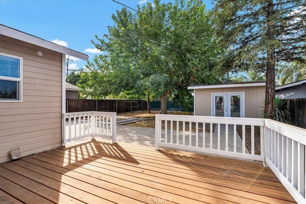 1015 Hall Avenue Property Photo 23