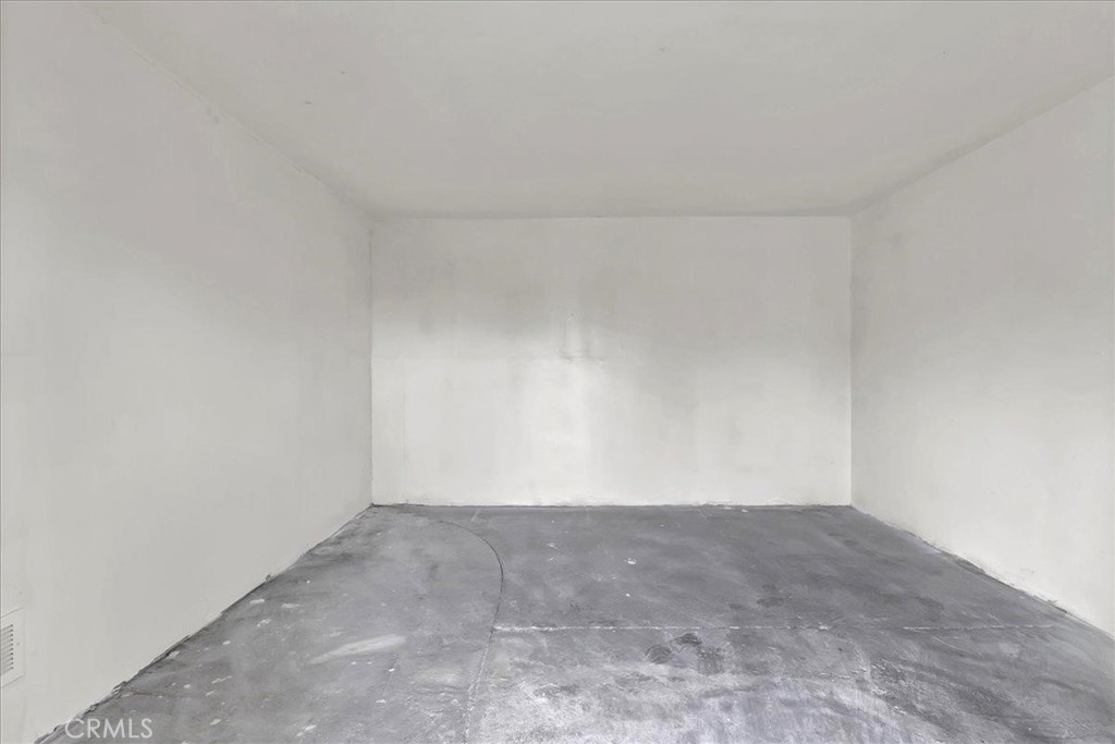 1015 Hall Avenue Property Photo 27