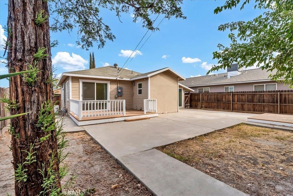 1015 Hall Avenue Property Photo 28