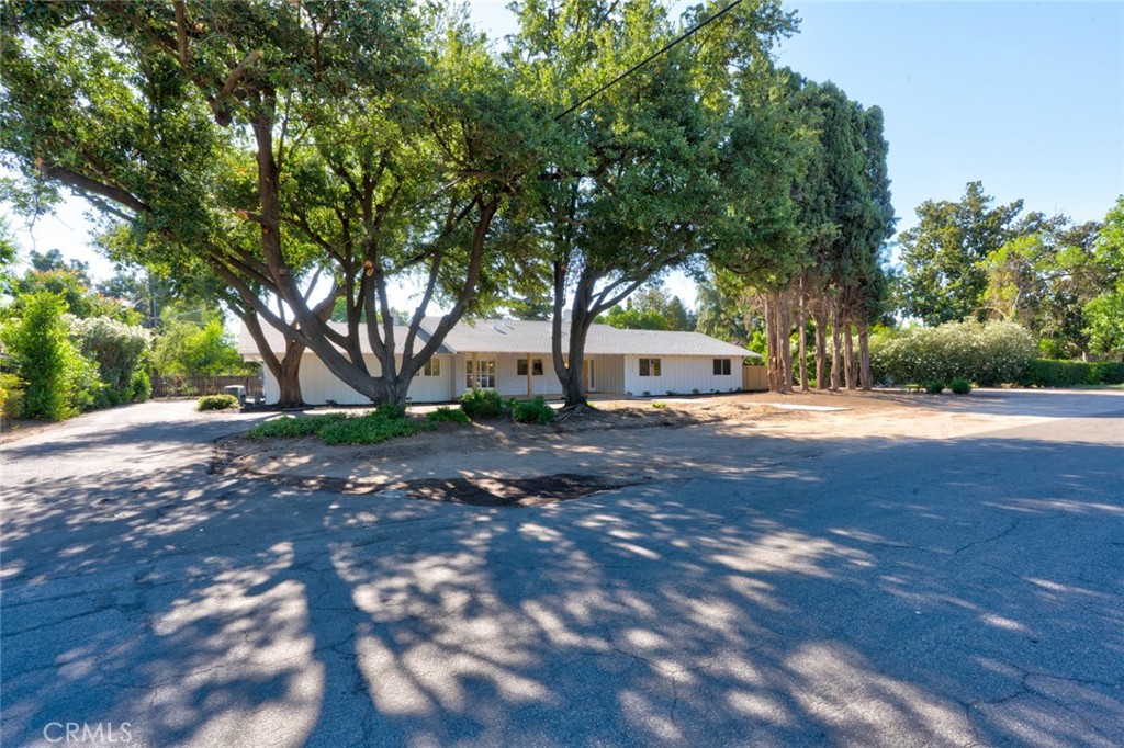 1335 S Waverly Property Photo 1