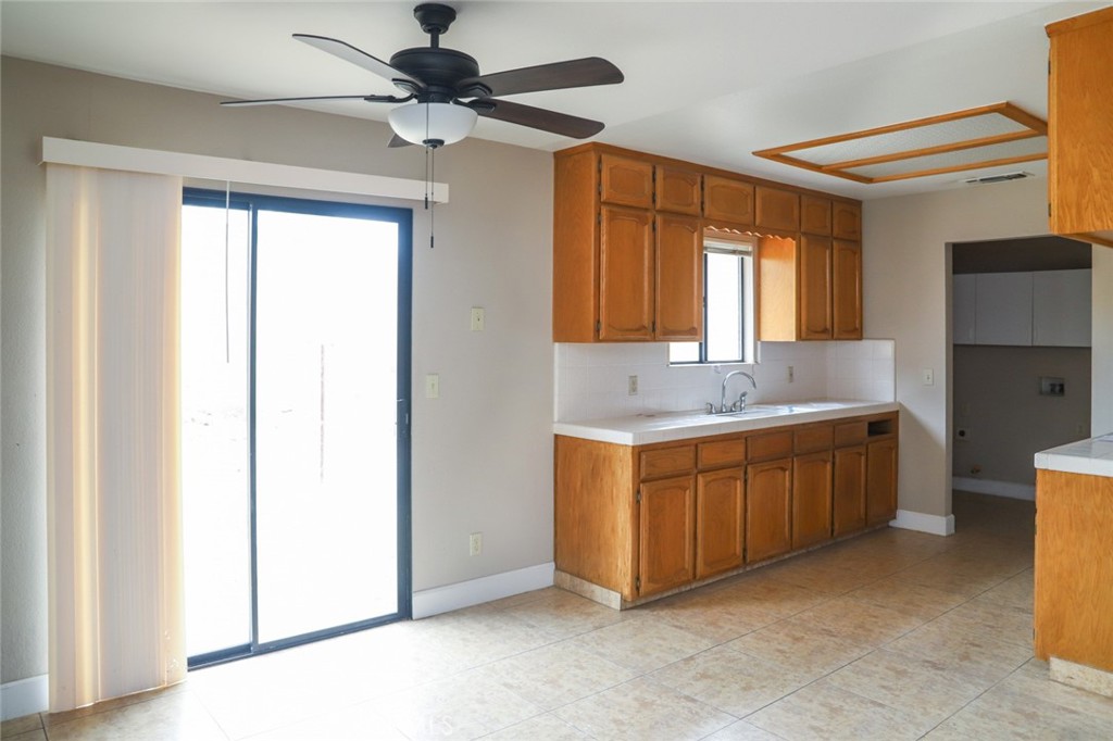 39503 S Lilley Property Photo 8