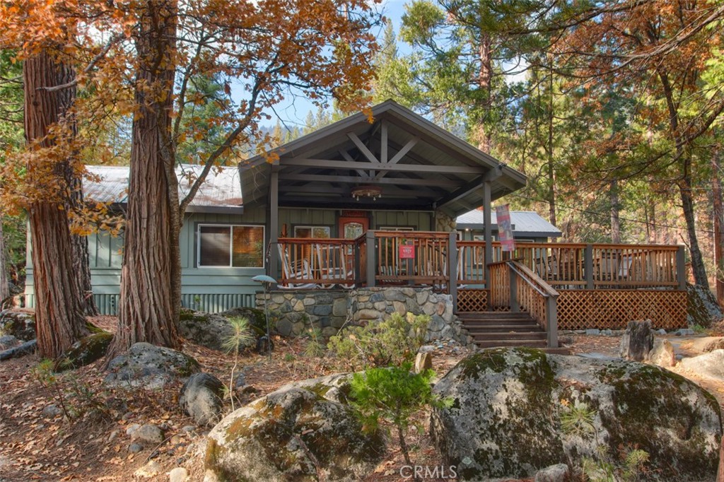 2629 Mariposa Property Photo 1