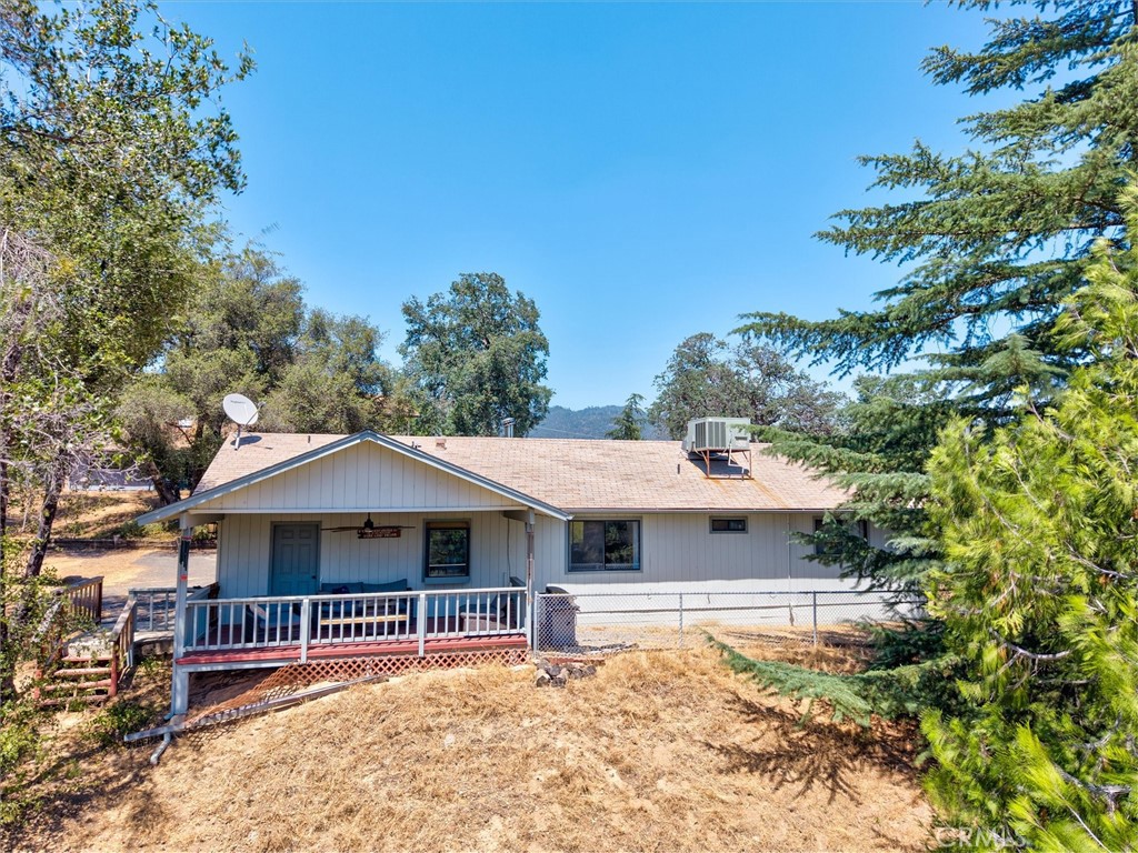 43710 Hilltop Property Photo 22