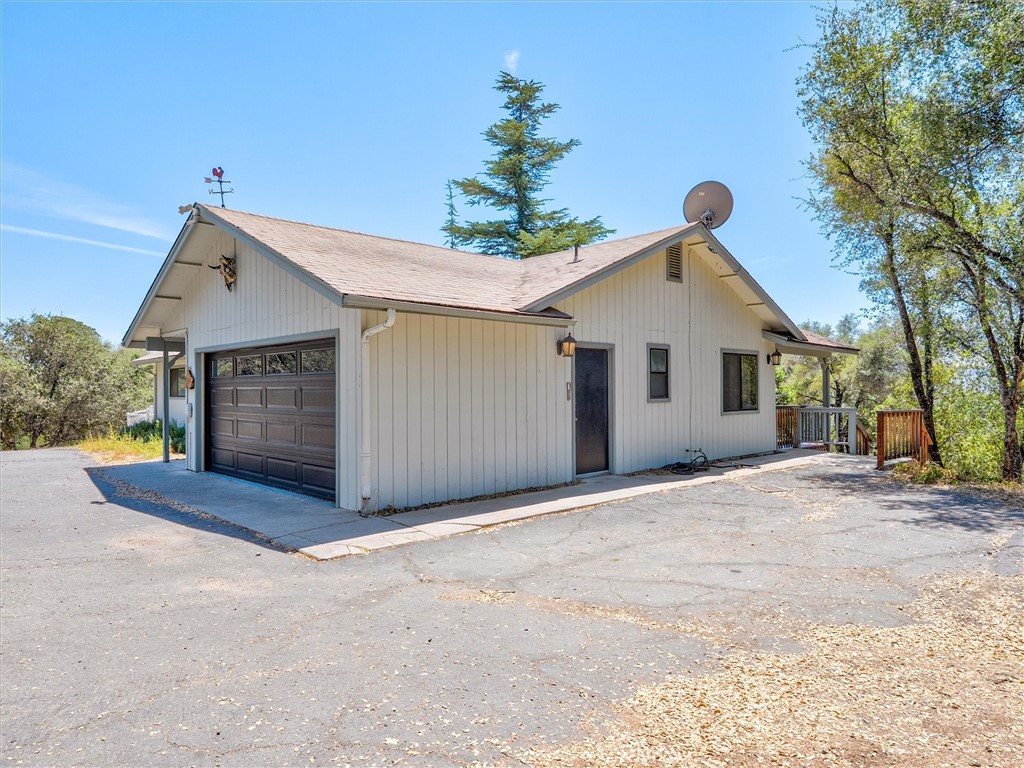 43710 Hilltop Property Photo 29