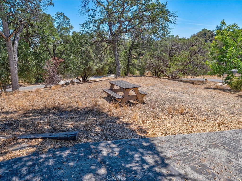 43710 Hilltop Property Photo 31