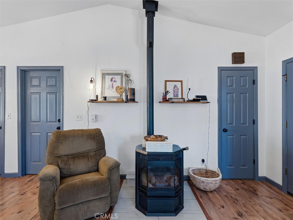 43710 Hilltop Property Photo 34