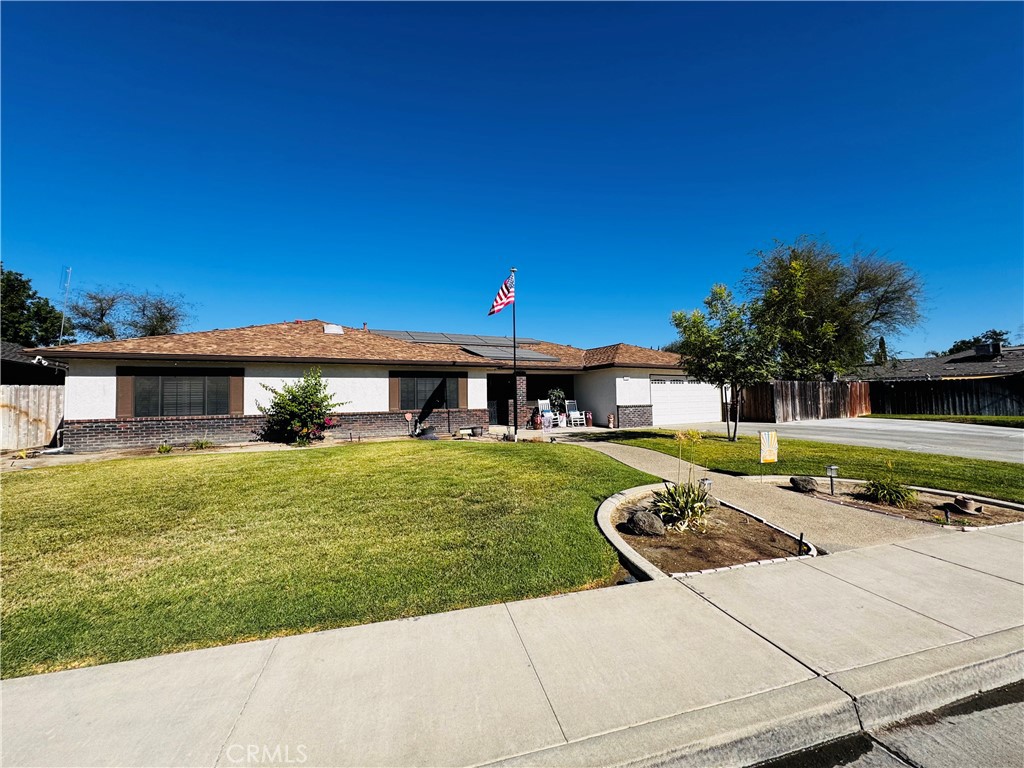 2560 Chestnut Property Photo 1