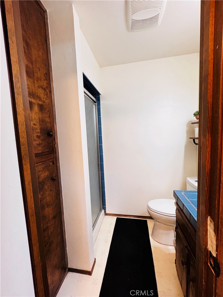 2560 Chestnut Property Photo 22