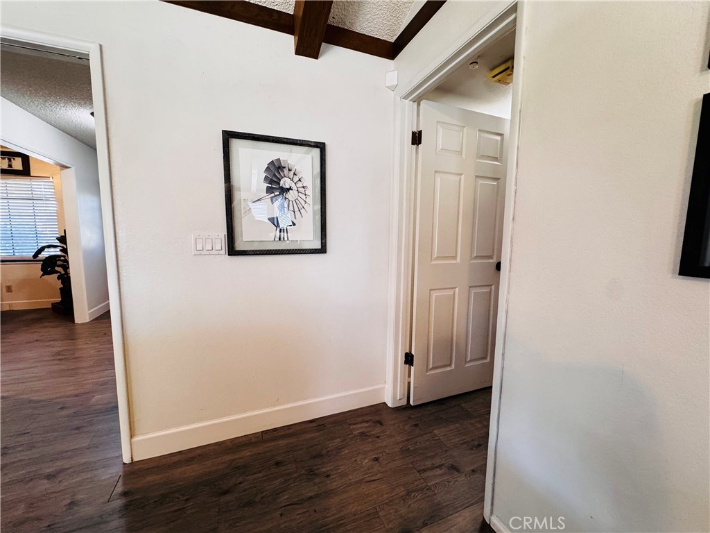 2560 Chestnut Property Photo 31